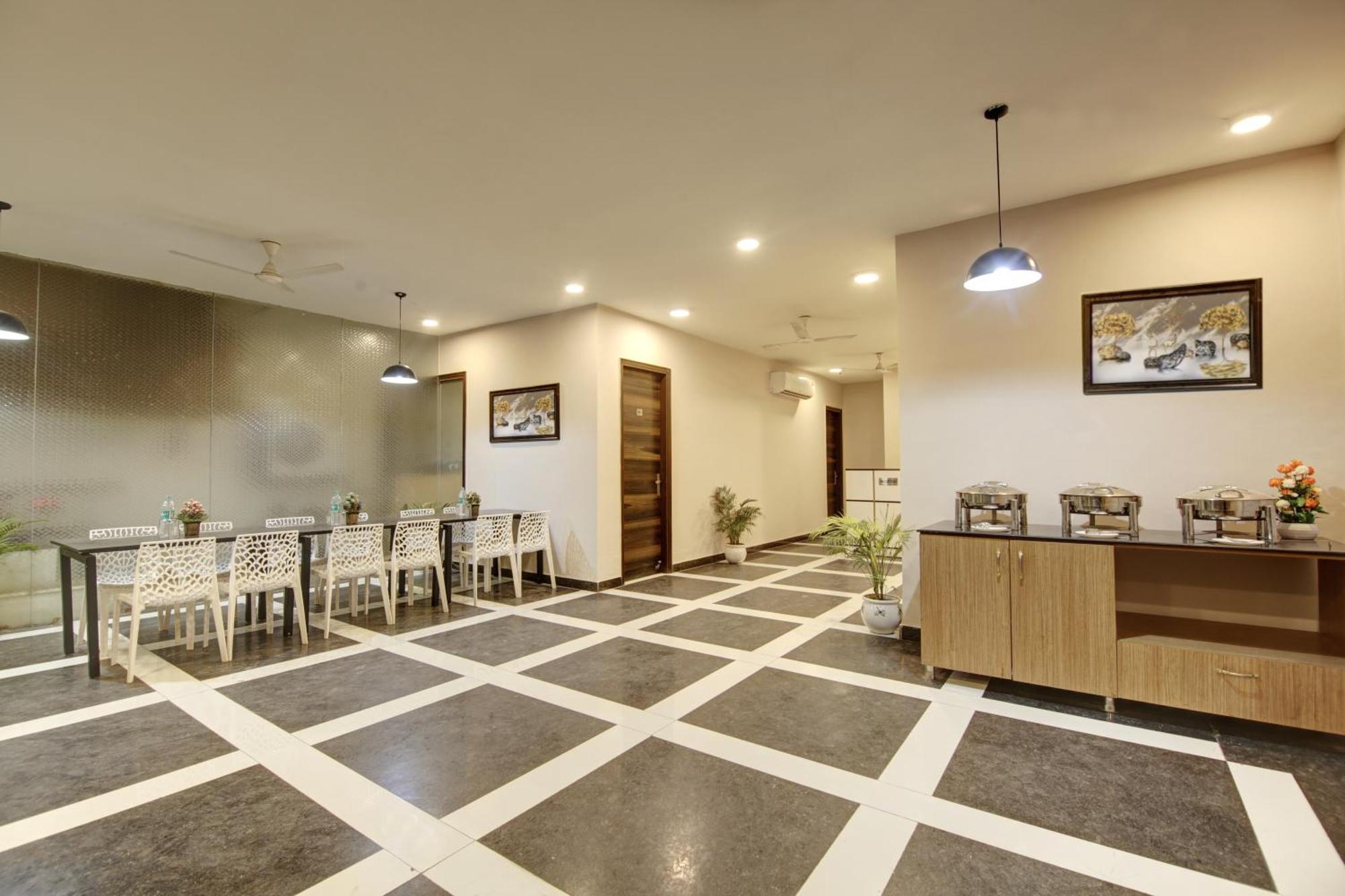 Limewood Stay - Fortis Hospital Gurgaon Exterior photo